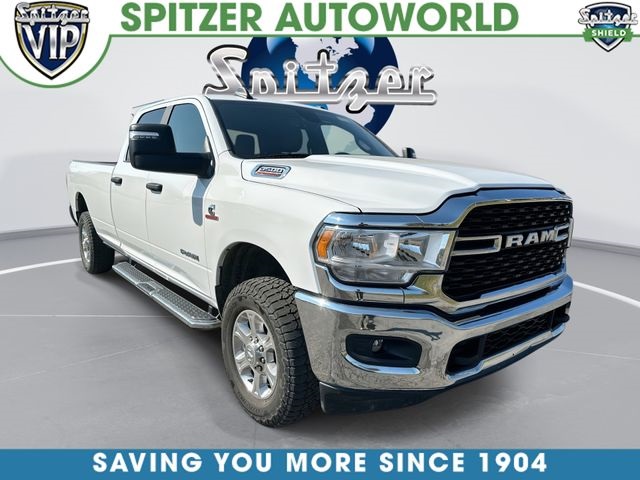 Bright White Clearcoat 2024 RAM 3500 Pickup Truck Four-Wheel Drive 6-Speed Automatic