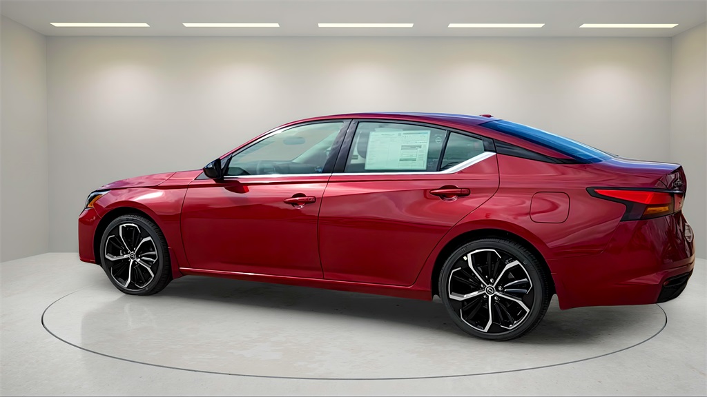 2025 Nissan Altima