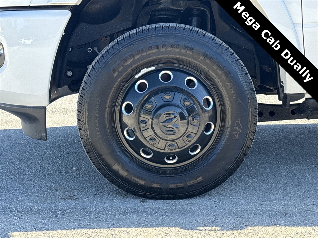 2025 Ram 3500 Limited - 8