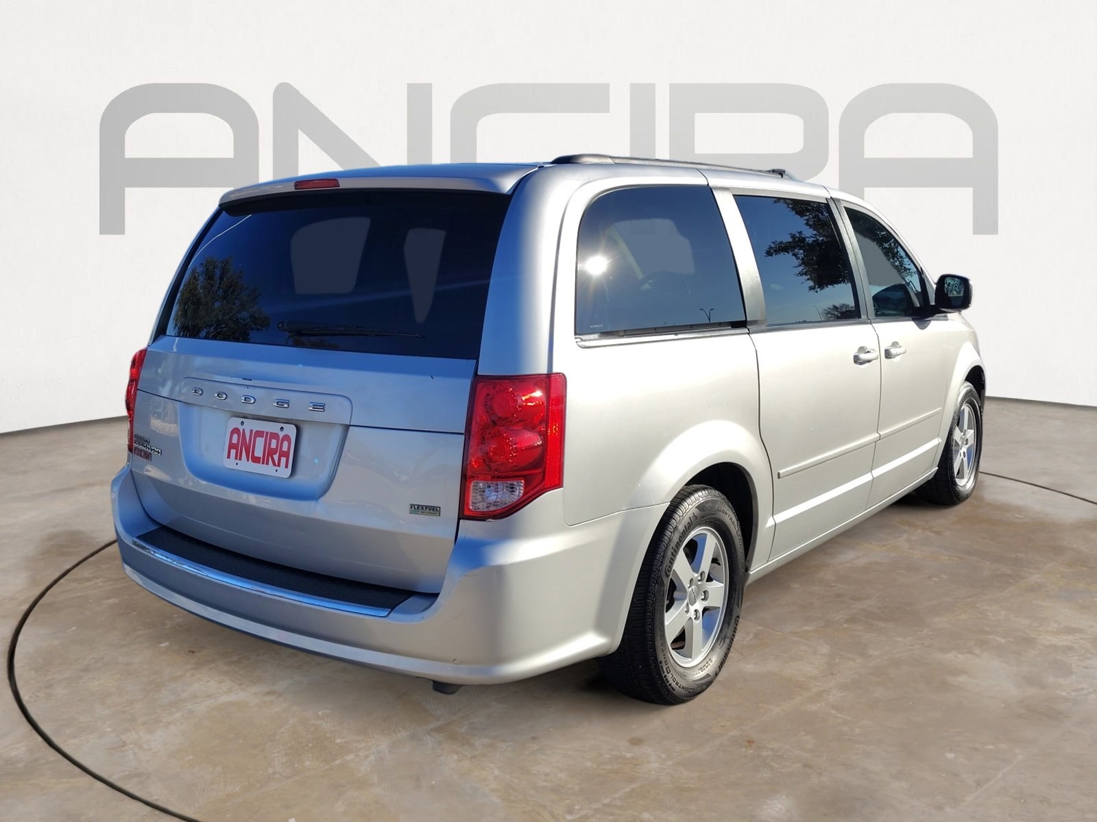 Used Car 2012 Dodge Grand Caravan  Sxt For Sale Under $10,000 In San Antonio, Texas