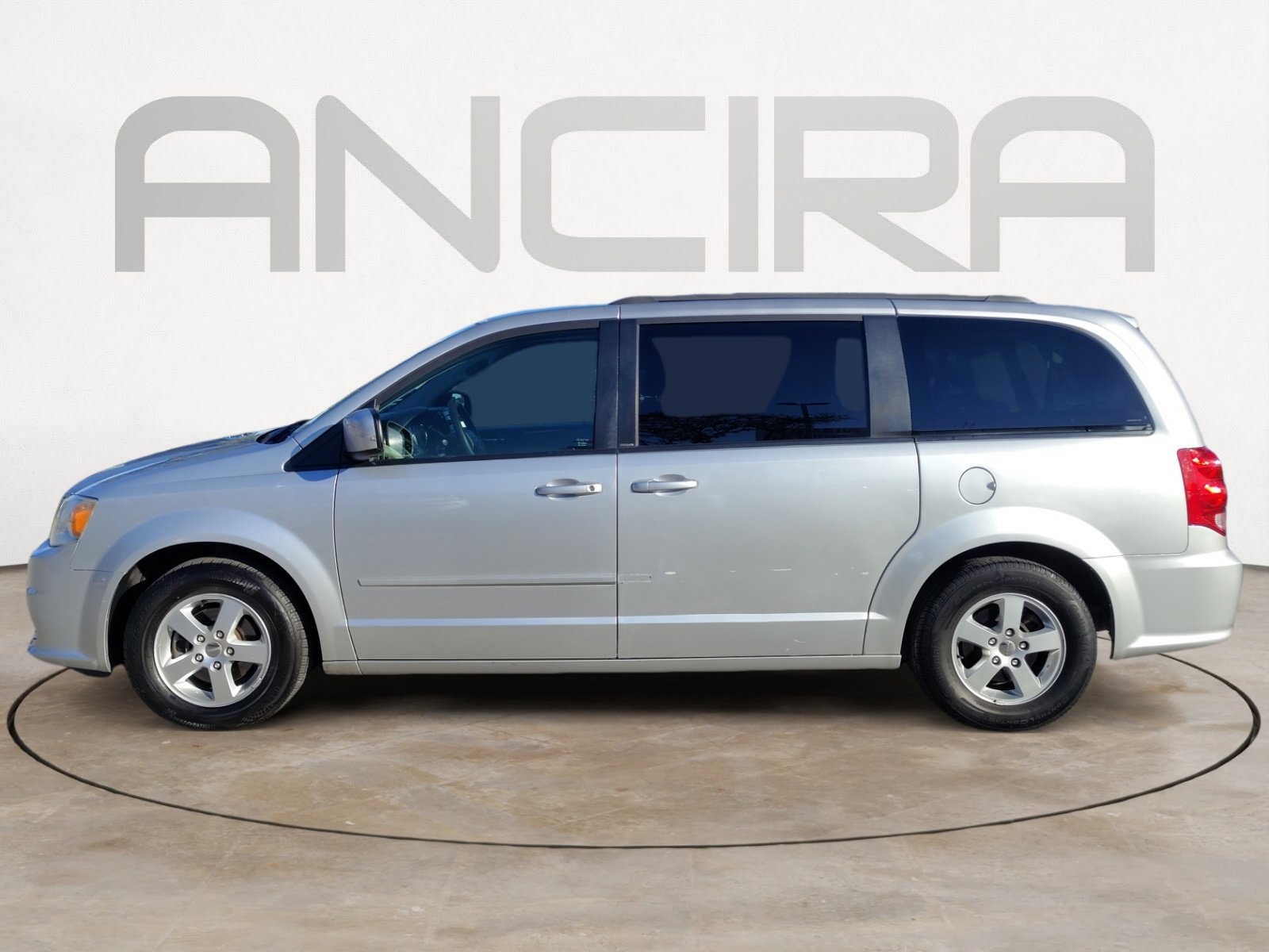 Used Car 2012 Dodge Grand Caravan  Sxt For Sale Under $10,000 In San Antonio, Texas