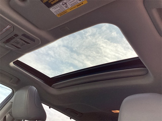 Used Car 2022 Toyota Highlander  Xle For Sale Under $30,000 In San Antonio, Texas