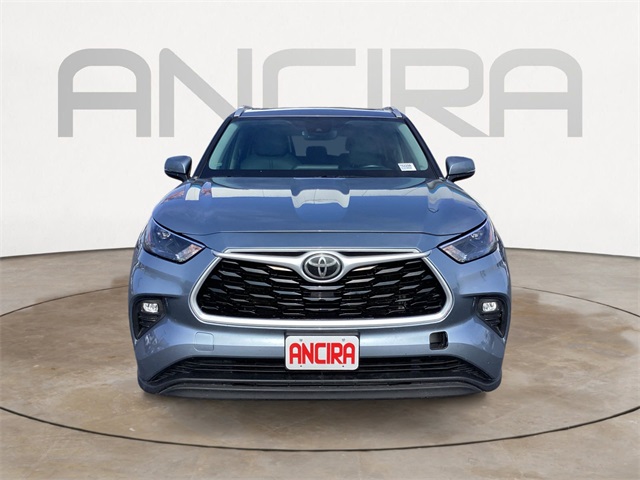 Used Car 2022 Toyota Highlander  Xle For Sale Under $30,000 In San Antonio, Texas