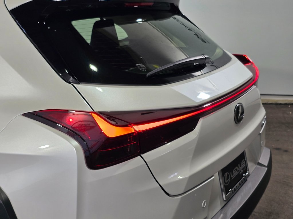 Thumbnail: 2025 Lexus UX - 10