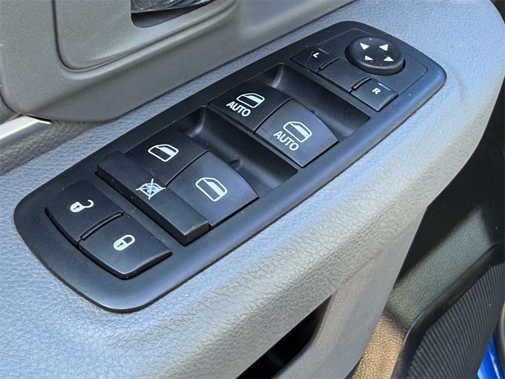 Used Car 2018 Ram 1500  Slt For Sale Under $25,000 In San Marcos, Texas