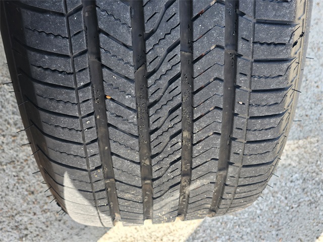 2025 Toyota Highlander Hybrid Limited Silver at Community Toyota