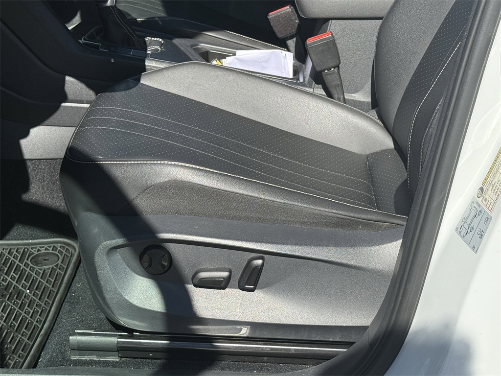 2022 Volkswagen Tiguan 2.0T SE R-Line Black White at Wharton Ford