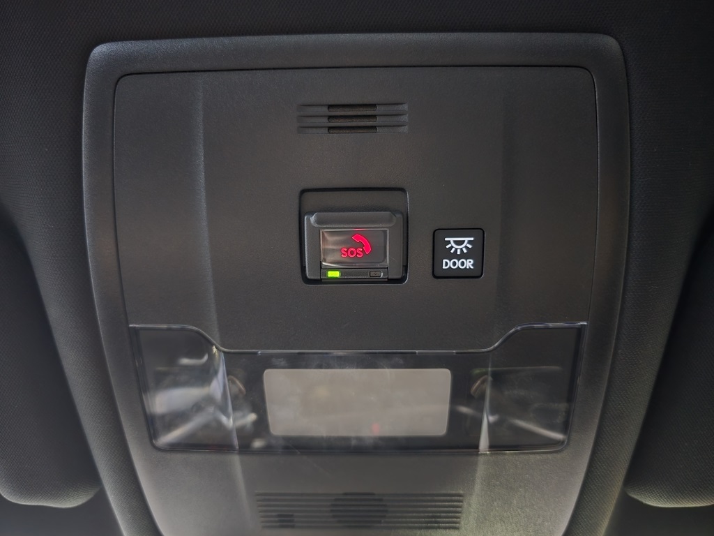 Thumbnail: 2024 Lexus UX - 19