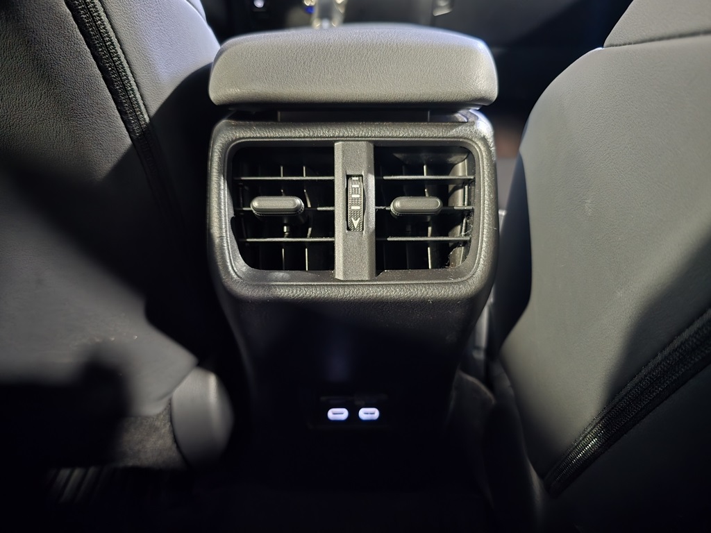 Thumbnail: 2024 Lexus UX - 28