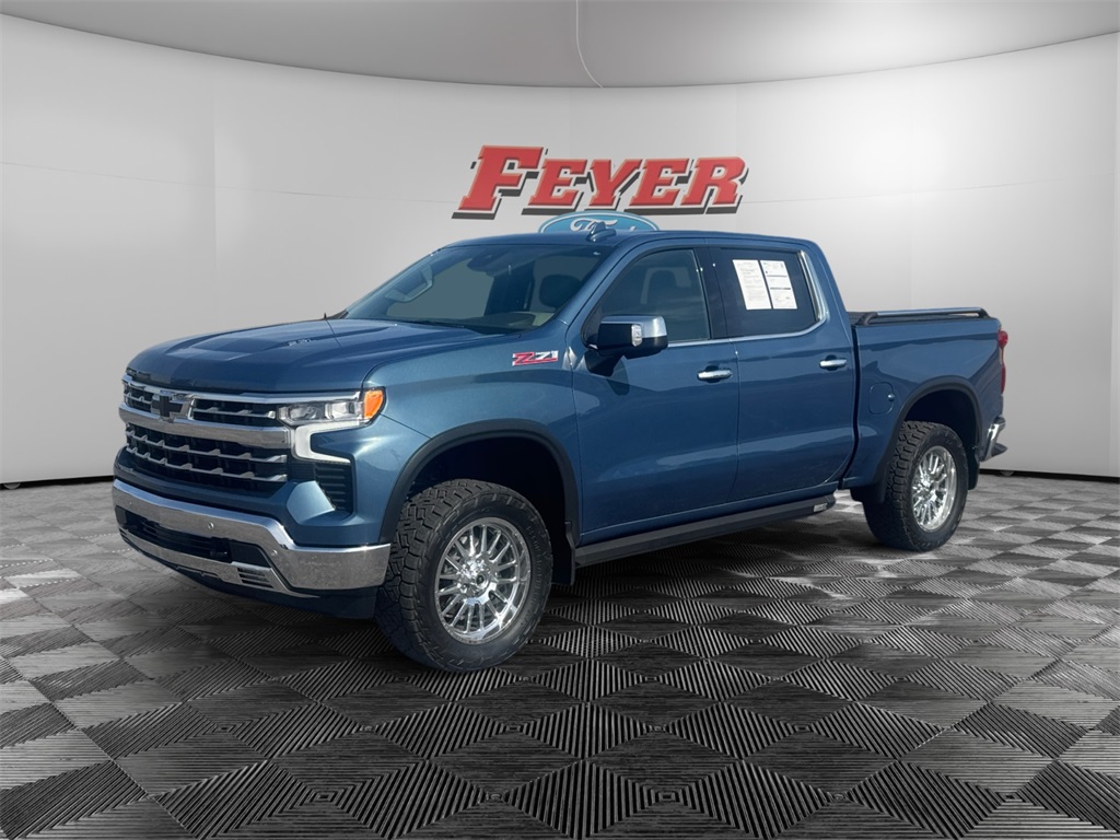 2024 Chevrolet Silverado 1500 LTZ Crew Cab 4WD