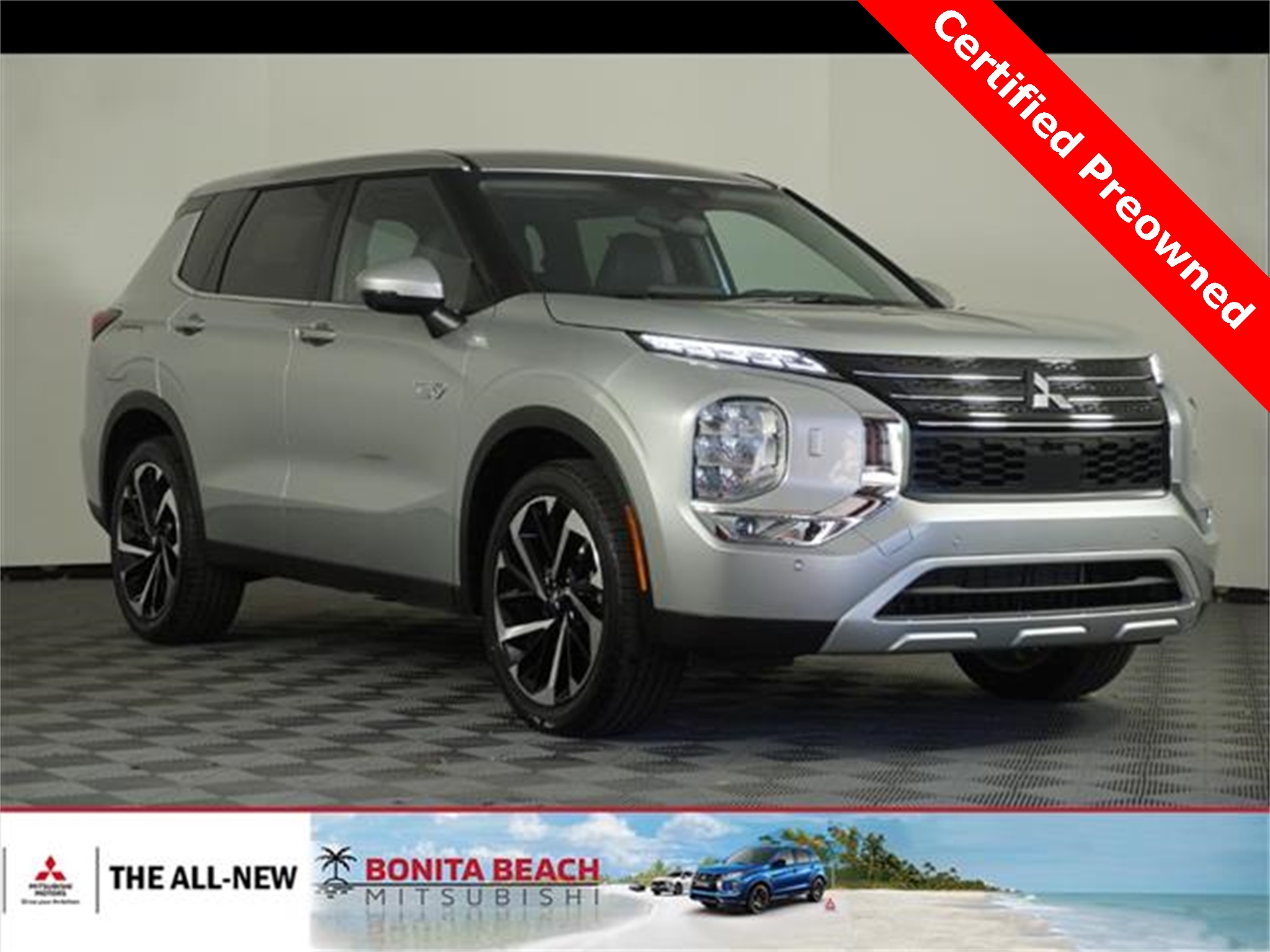 2025 Mitsubishi Outlander SE's photo