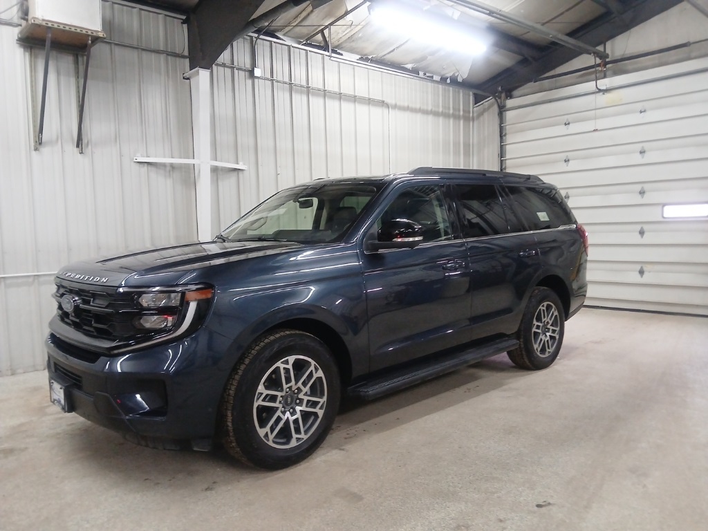 2025 Ford Expedition Active 4WD