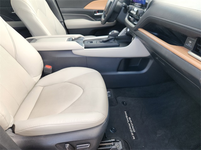 2024 Toyota Grand Highlander Limited Silver at Legacy Ford