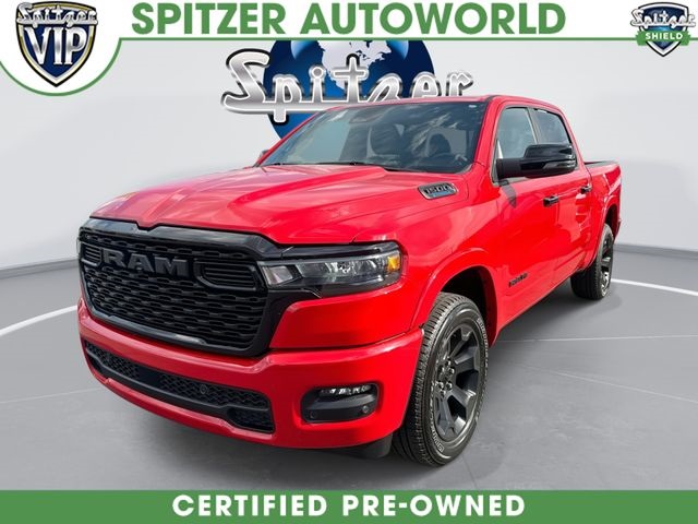 Flame Red Clearcoat 2025 RAM 1500 Big Horn Crew Cab 4WD Pickup Truck Four-Wheel Drive 8-Speed Automatic