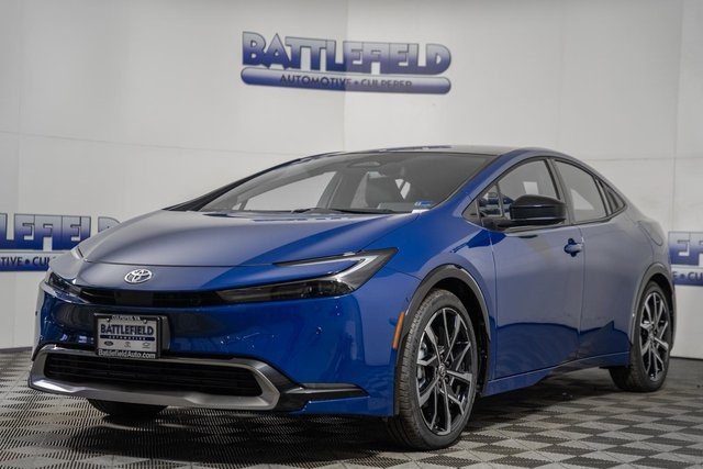 ToyotaPrius Plug-In Hybrid3