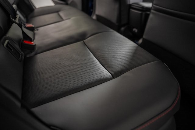 ToyotaPrius Plug-In Hybrid34