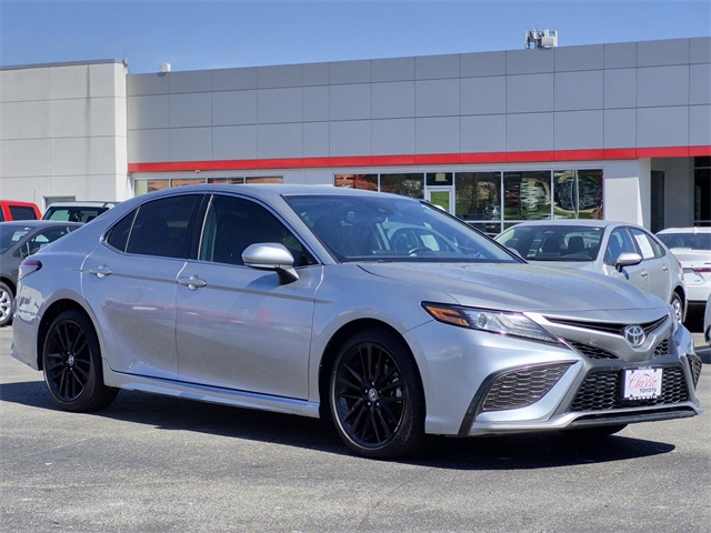 2021 Toyota Camry XSE FWD
