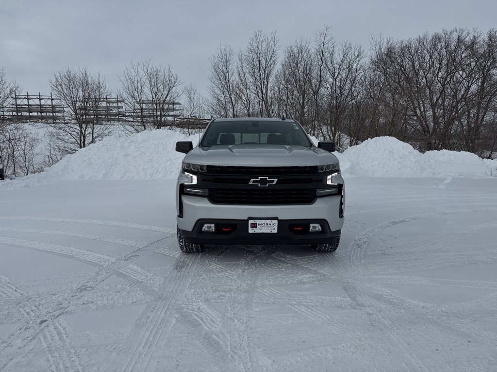 Used 2021 Chevrolet Silverado 1500 RST with VIN 1GCUYEED0MZ381918 for sale in Zumbrota, Minnesota