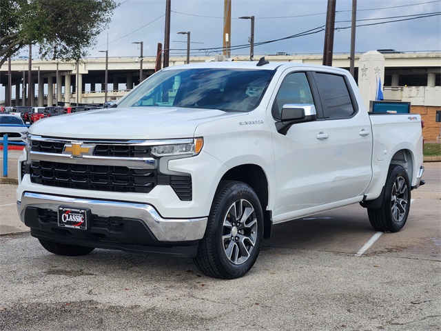 2022 Chevrolet Silverado 1500 LT - 2