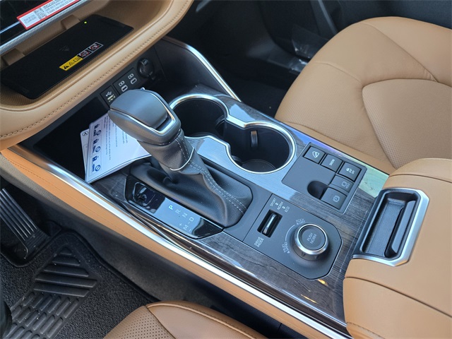 2026 Toyota Highlander Platinum Black at Gullo Toyota