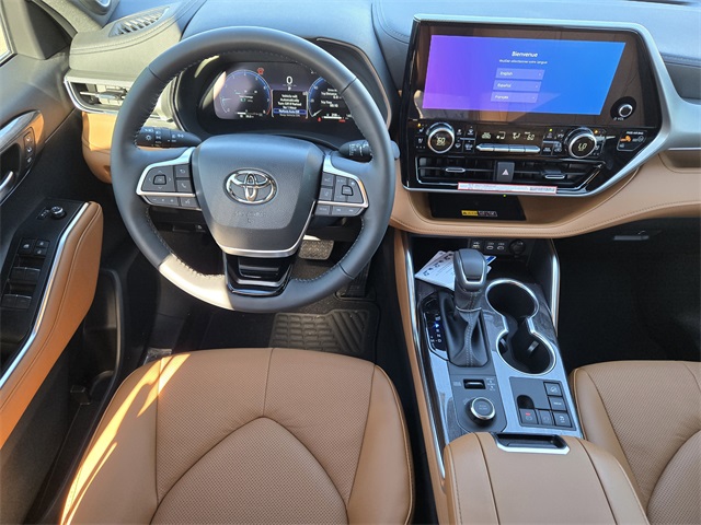 2026 Toyota Highlander Platinum Black at Gullo Toyota