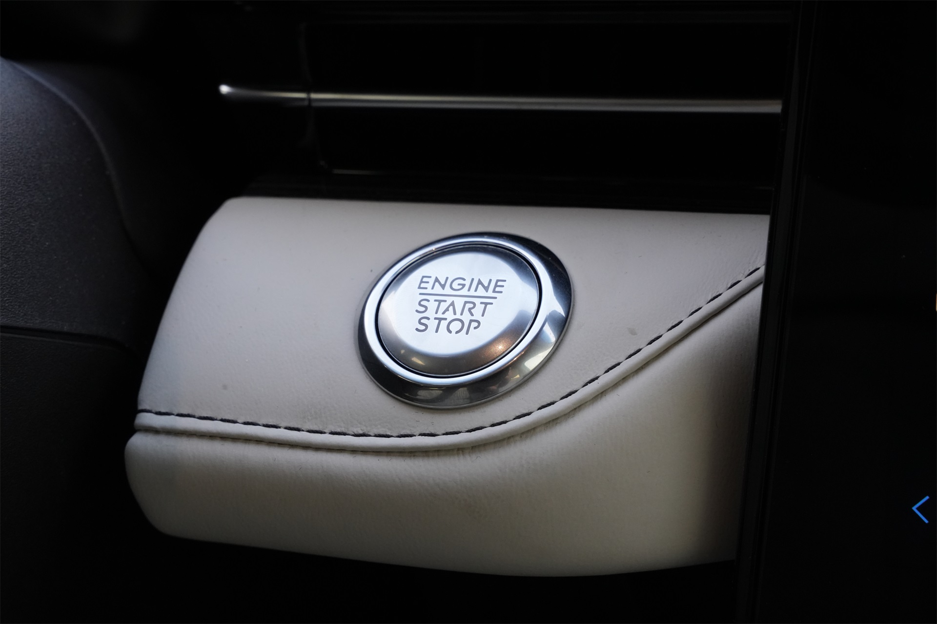 2024 Lincoln Nautilus Black Label Silver at Classic Chevrolet Galveston