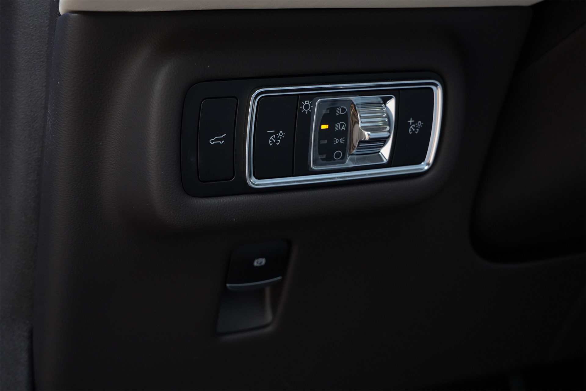 2024 Lincoln Nautilus Black Label Silver at Classic Chevrolet Galveston