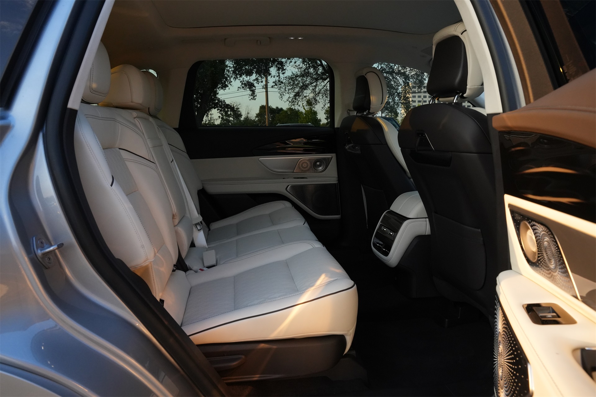 2024 Lincoln Nautilus Black Label Silver at Classic Chevrolet Galveston