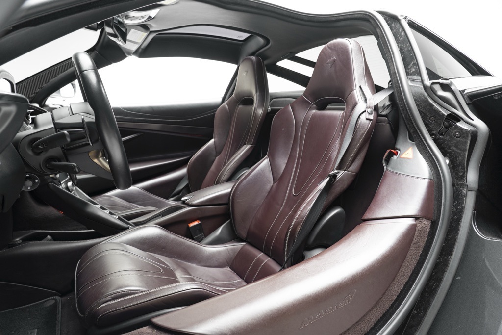 2018 McLaren 720S - Thumbnail 3