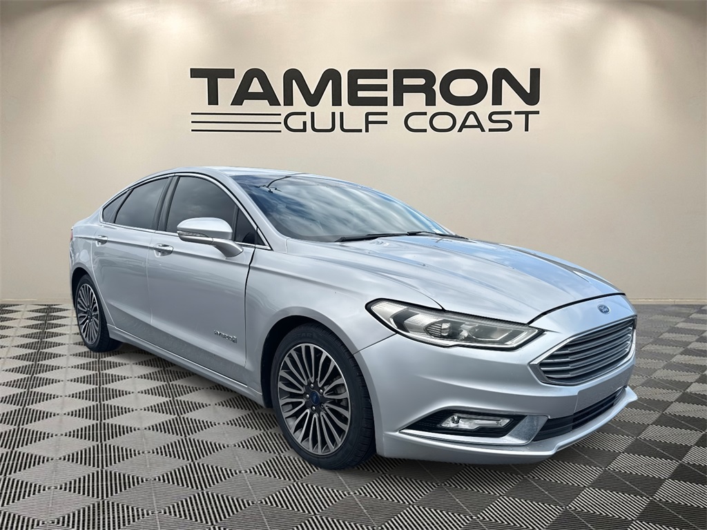 2017 Ford Fusion Hybrid Titanium FWD