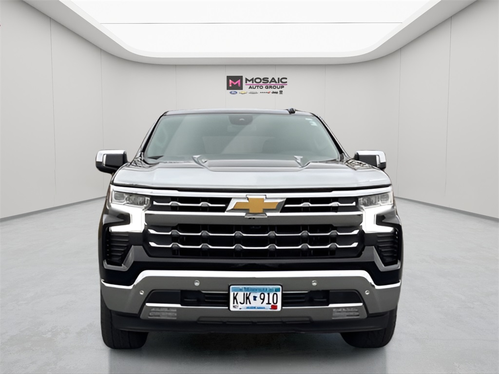 Used 2023 Chevrolet Silverado 1500 LTZ with VIN 1GCUDGEL6PZ180382 for sale in Zumbrota, Minnesota