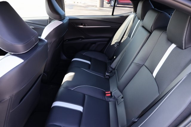 2026 Toyota Camry SE - 11