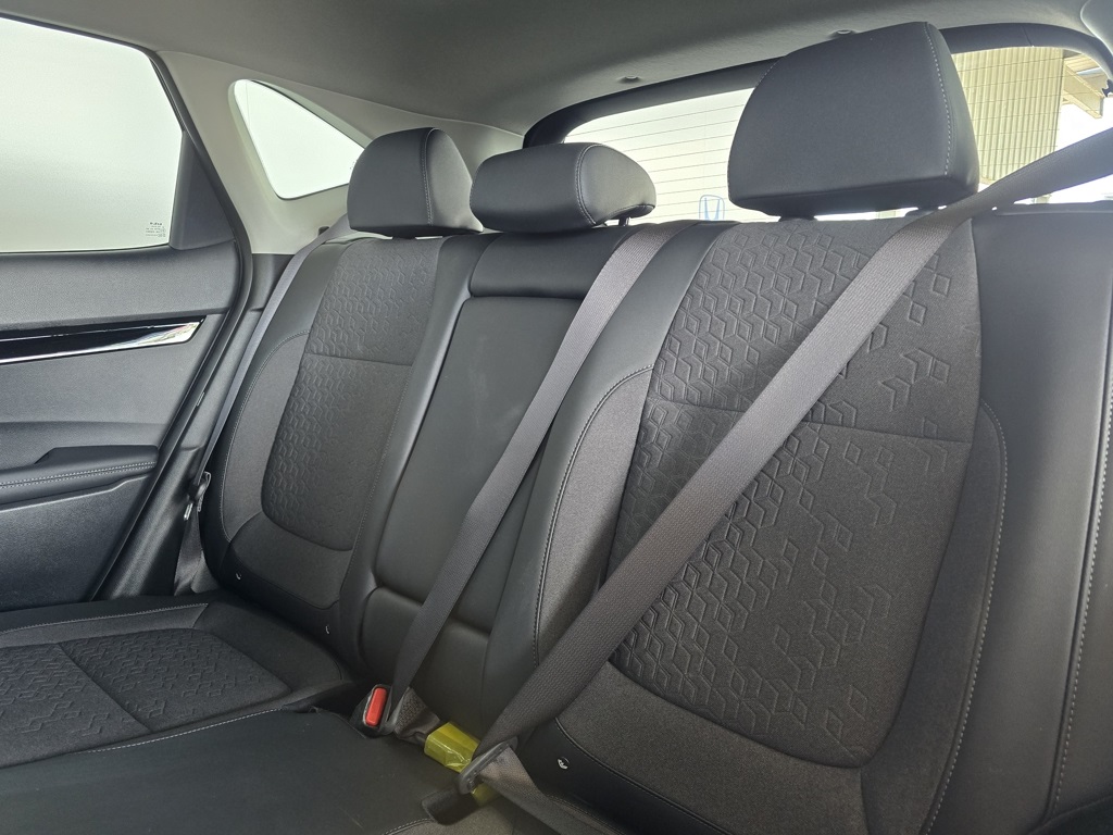 Thumbnail: 2024 Kia Seltos - 17