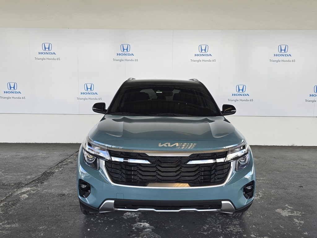 Thumbnail: 2024 Kia Seltos - 2