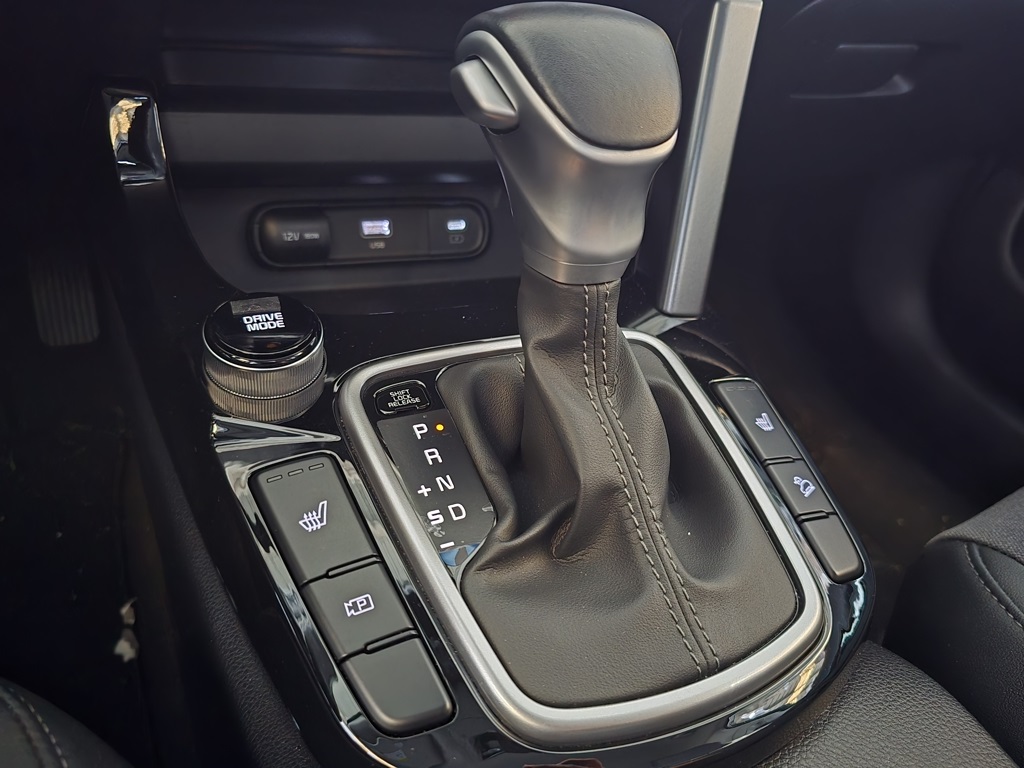 Thumbnail: 2024 Kia Seltos - 32