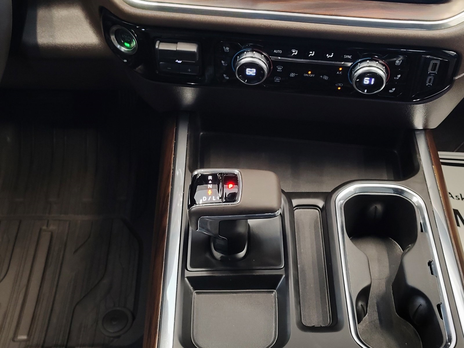 Used Car 2024 Gmc Sierra 1500  Slt For Sale Under $50,000 In San Antonio, Texas