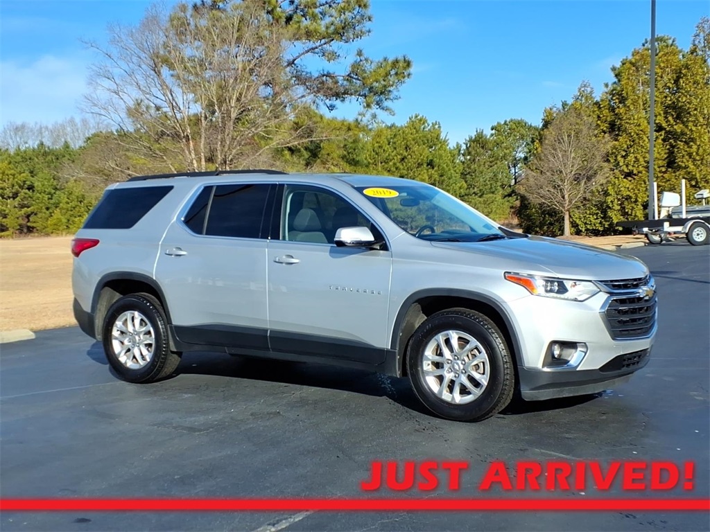 2019 Chevrolet Traverse LT Cloth FWD