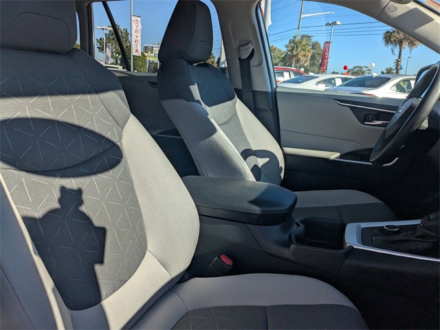 2024 Toyota RAV4 Hybrid XLE Silver at Davis Toyota of Orangeburg