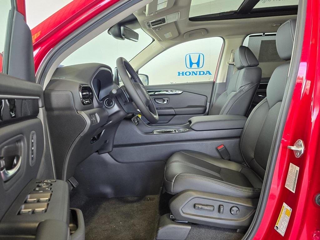 Thumbnail: 2025 Honda Pilot - 10