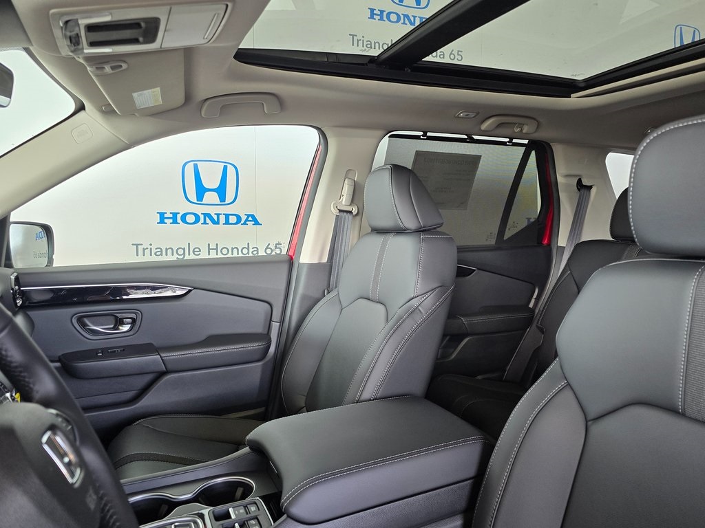 Thumbnail: 2025 Honda Pilot - 14