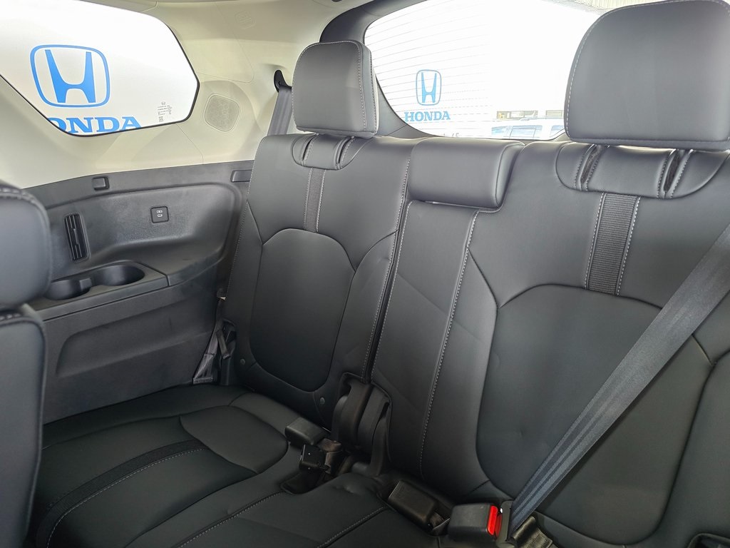 Thumbnail: 2025 Honda Pilot - 21