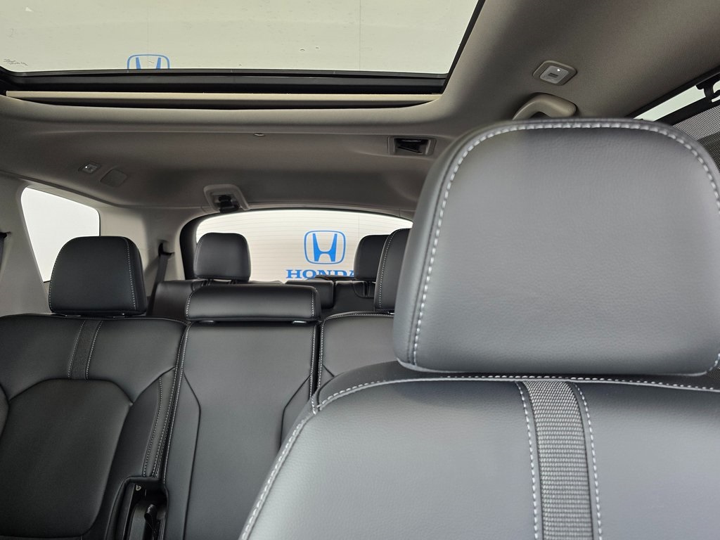 Thumbnail: 2025 Honda Pilot - 23