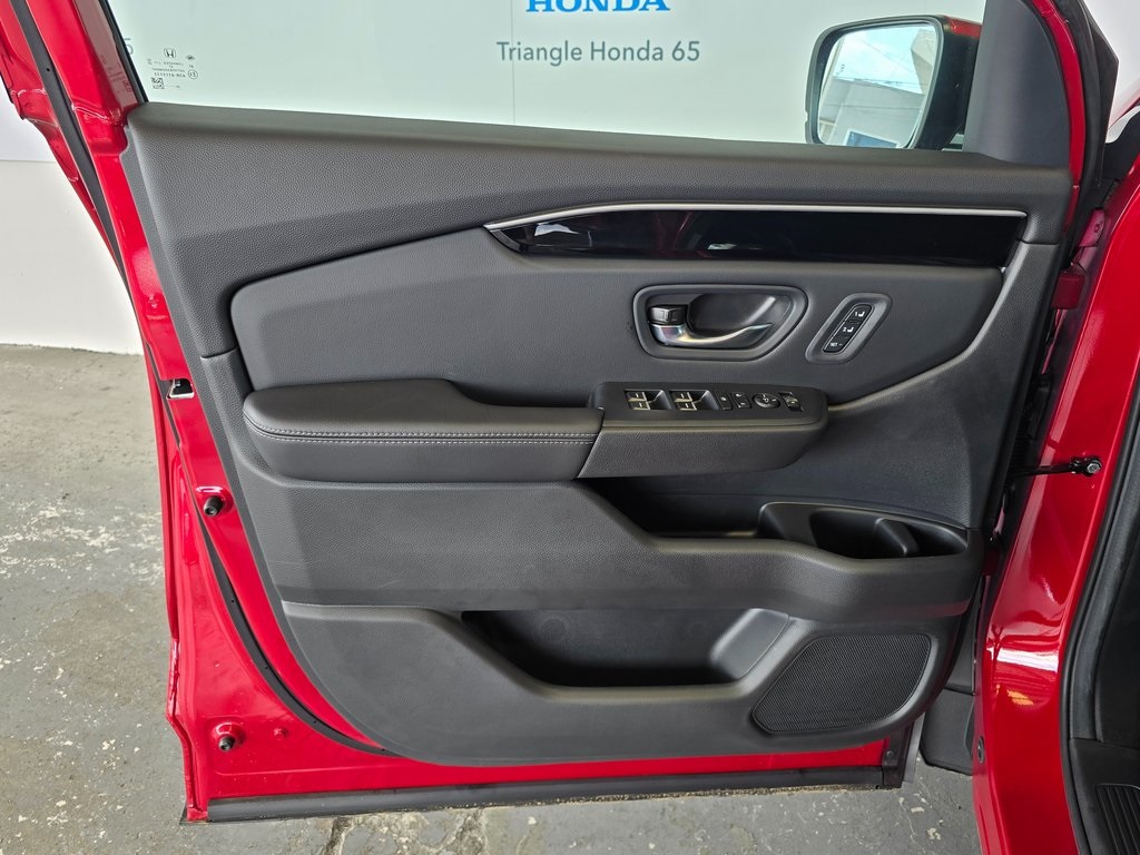 Thumbnail: 2025 Honda Pilot - 27