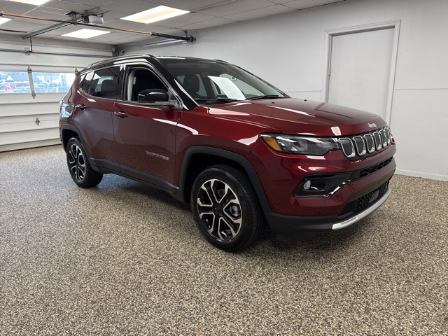 2022 Jeep Compass Limited photo 3