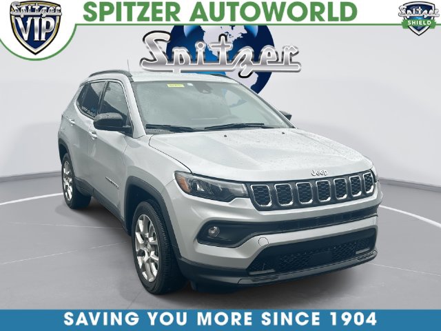 2024 Jeep Compass Latitude Lux 4WD