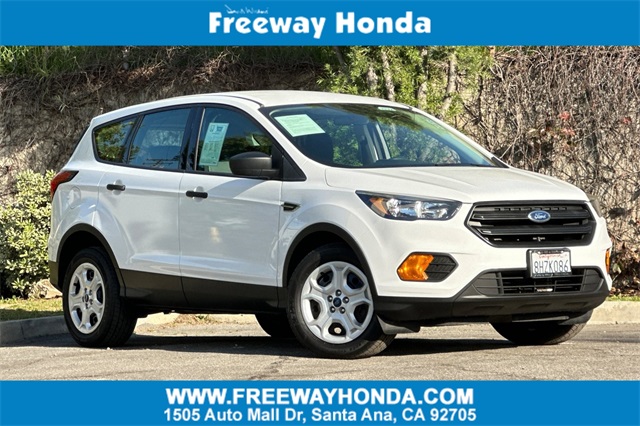 2019 Ford Escape S FWD