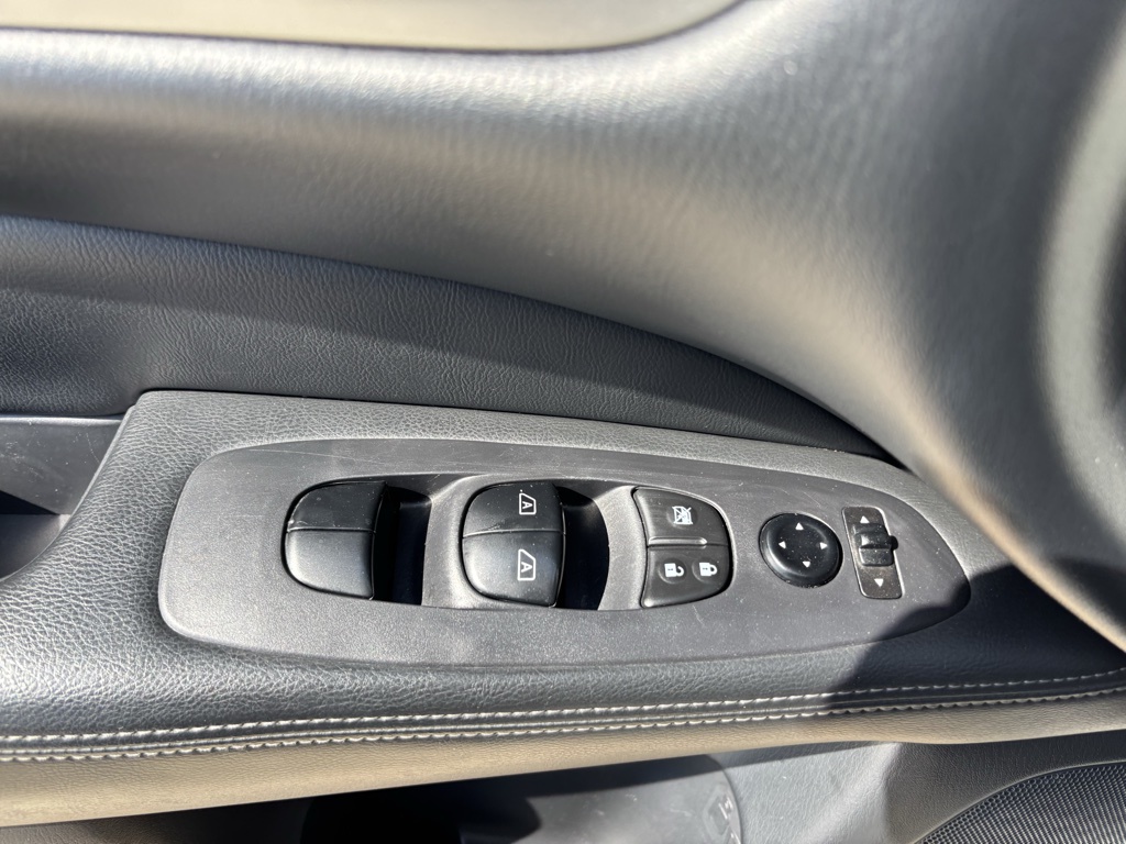 Used Car 2020 Nissan Pathfinder  Sl For Sale In Austin, Texas