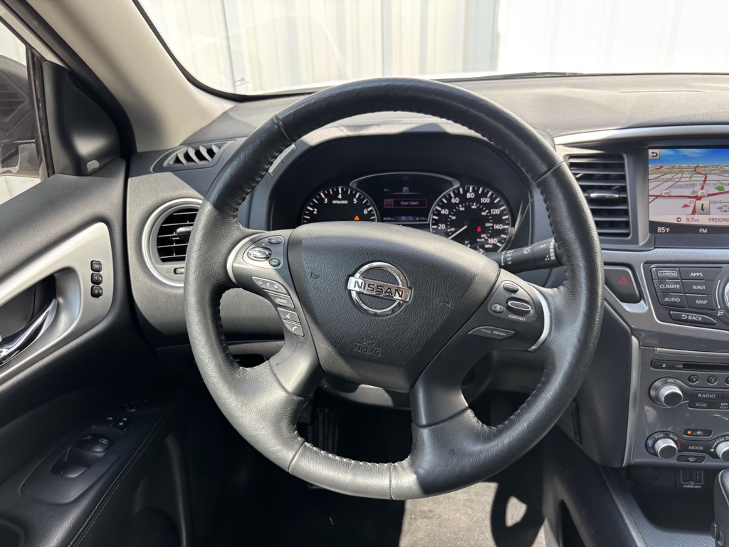 Used Car 2020 Nissan Pathfinder  Sl For Sale In Austin, Texas