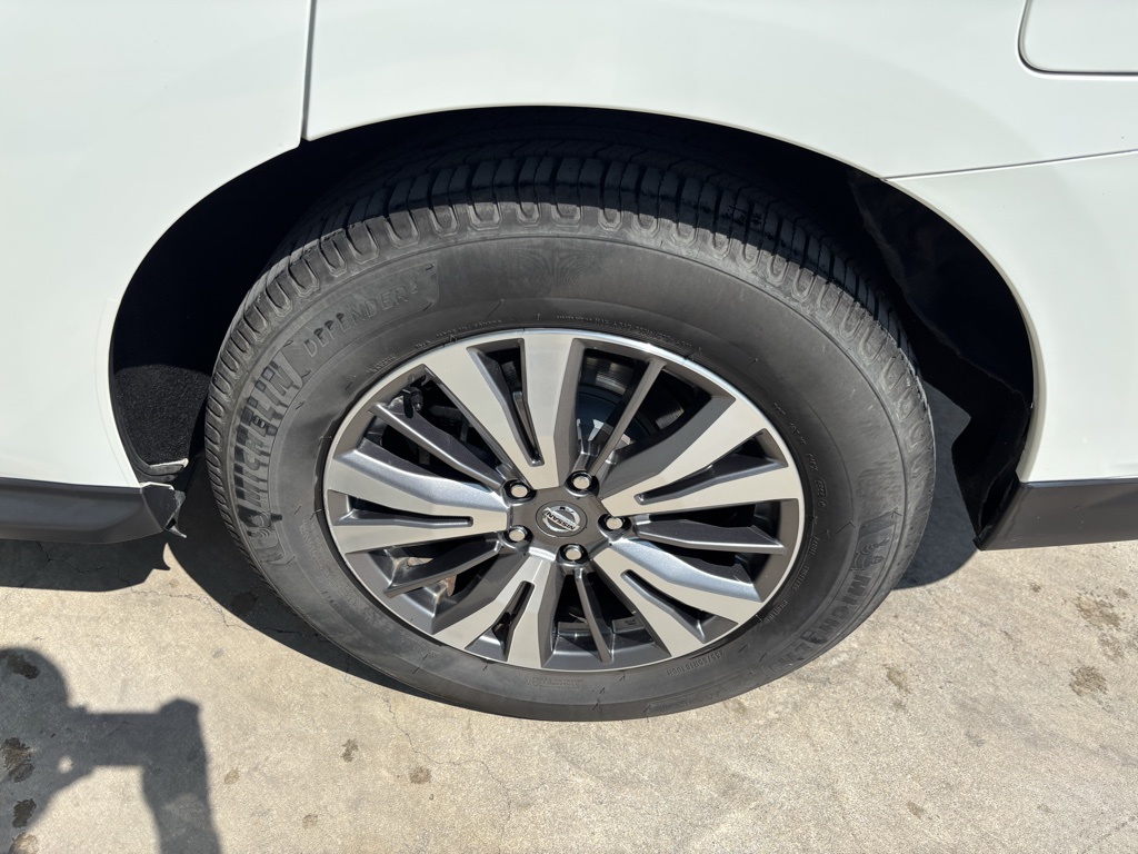 Used Car 2020 Nissan Pathfinder  Sl For Sale In Austin, Texas
