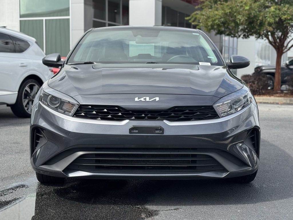 2023 Kia Forte LXS photo 2